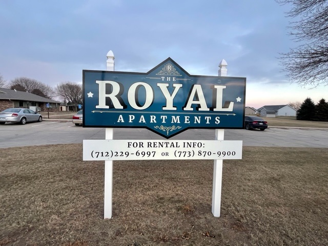 501 Ridgeway Dr, Marcus, Iowa 51035, ,Commercial,For Sale,Royal Apartments,Ridgeway,1116